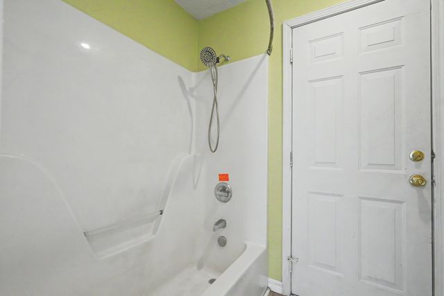 1297 Ceylon Drive, Gulf Breeze, FL 32563