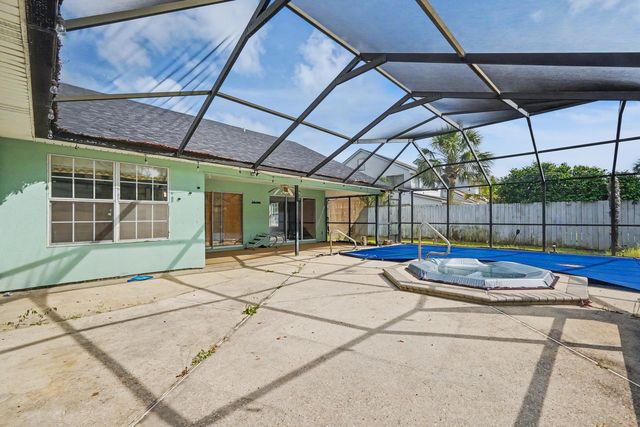 1297 Ceylon Drive, Gulf Breeze, FL 32563