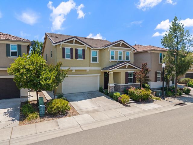 5331 Elderdown Way, Sacramento, CA 95835