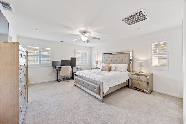 5331 Elderdown Way, Sacramento, CA 95835