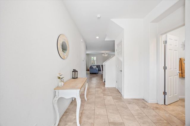 5331 Elderdown Way, Sacramento, CA 95835