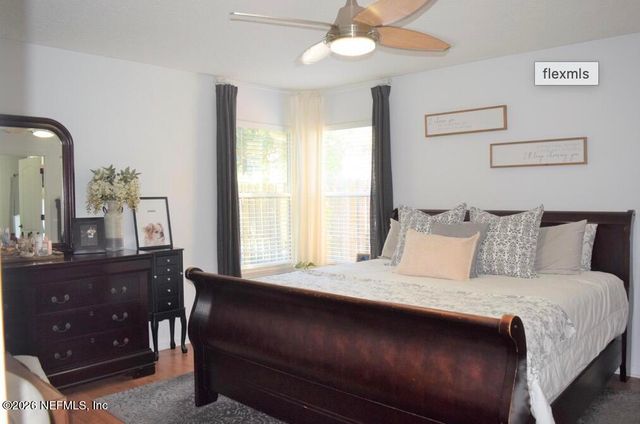 8062 TIMBER POINT Drive, Jacksonville, FL 32244