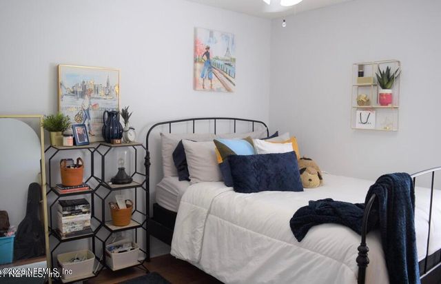 8062 TIMBER POINT Drive, Jacksonville, FL 32244