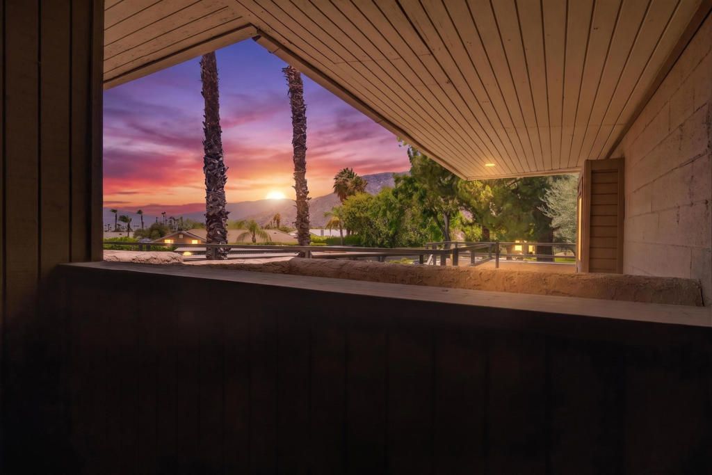 420 N Villa Court 208, Palm Springs, CA 92262