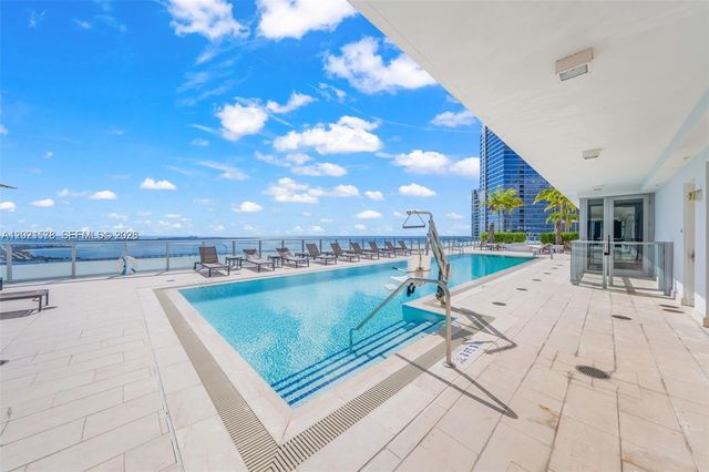 1300 Brickell Bay Dr 2104, Miami, FL 33131