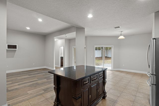 4616 Hermosa Road, Crestview, FL 32539