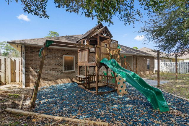 4616 Hermosa Road, Crestview, FL 32539