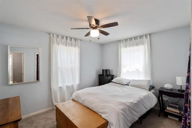 8325 Locust Street, Kansas City, MO 64131