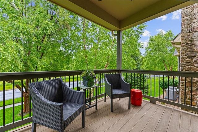 14811 Meadow Lane, Leawood, KS 66224