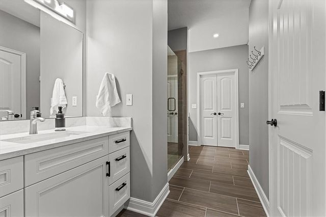 14811 Meadow Lane, Leawood, KS 66224