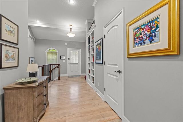 14811 Meadow Lane, Leawood, KS 66224