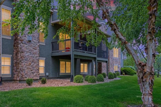 14811 Meadow Lane, Leawood, KS 66224