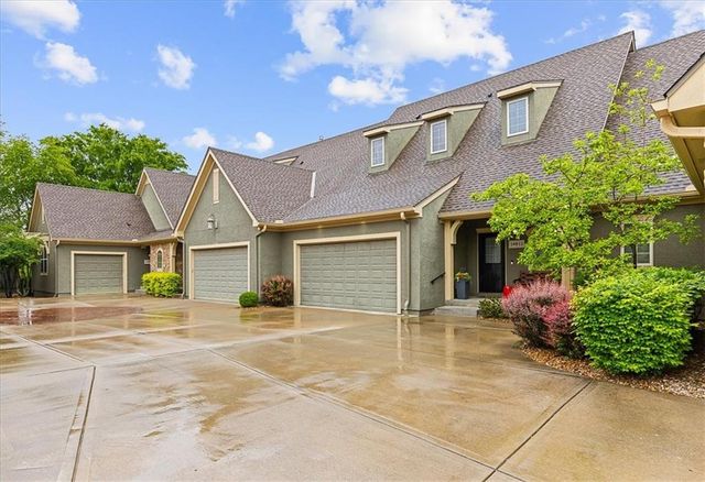 14811 Meadow Lane, Leawood, KS 66224