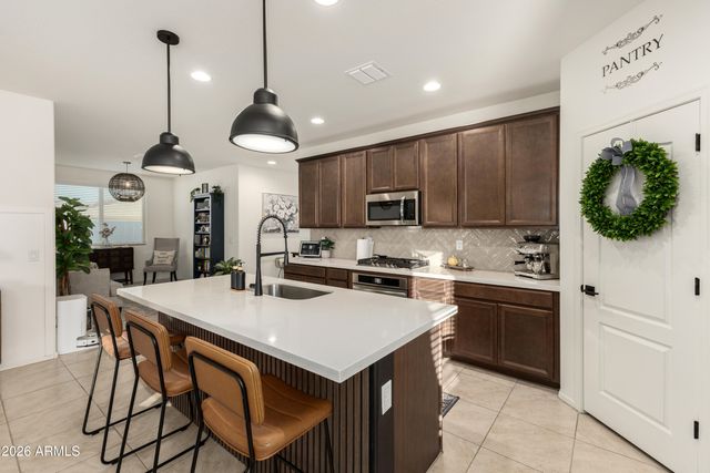 5748 N 194TH Avenue, Litchfield Park, AZ 85340