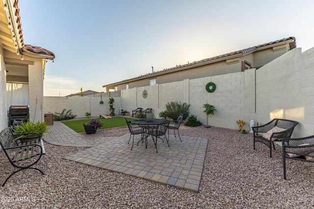 5748 N 194TH Avenue, Litchfield Park, AZ 85340