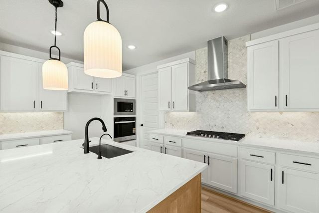 4725 Pleasant PL, Round Rock, TX 78665