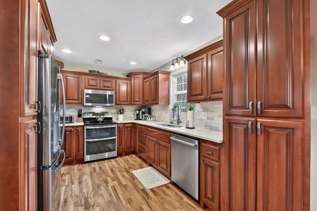 58 Autumn Ridge, Mineral Bluff, GA 30559