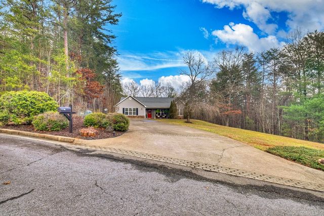 58 Autumn Ridge, Mineral Bluff, GA 30559