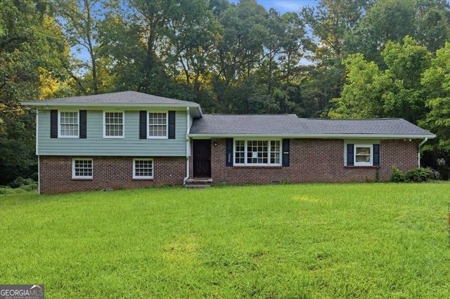 2529 Rockknoll Drive, Conley, GA 30288