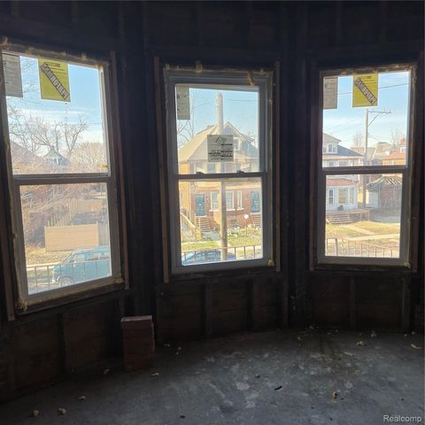 3745 Hogarth Street, Detroit, MI 48206