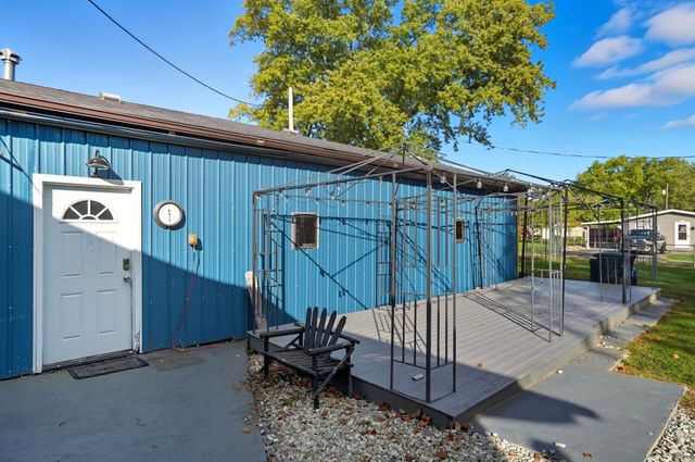 4746 E National Road 4746 E National Road, Springfield, OH 45505