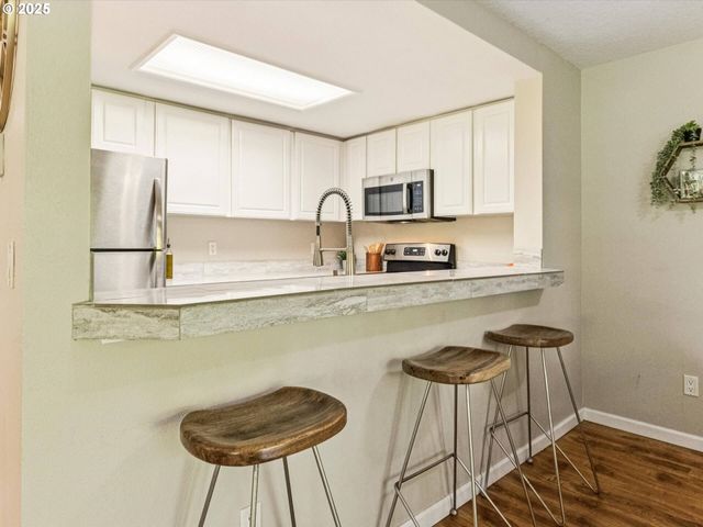 9908 Se TALBERT St, Clackamas, OR 97015