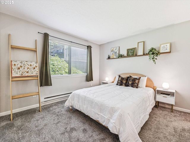 9908 Se TALBERT St, Clackamas, OR 97015