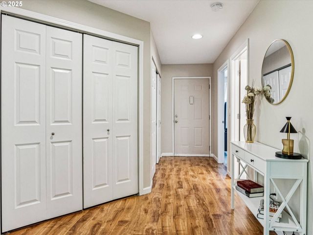 9908 Se TALBERT St, Clackamas, OR 97015