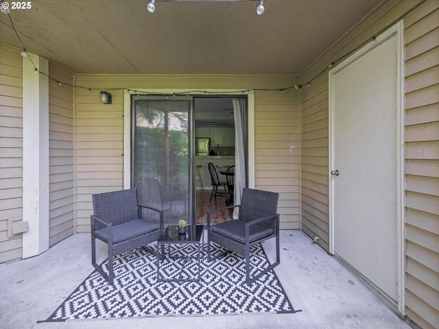 9908 Se TALBERT St, Clackamas, OR 97015
