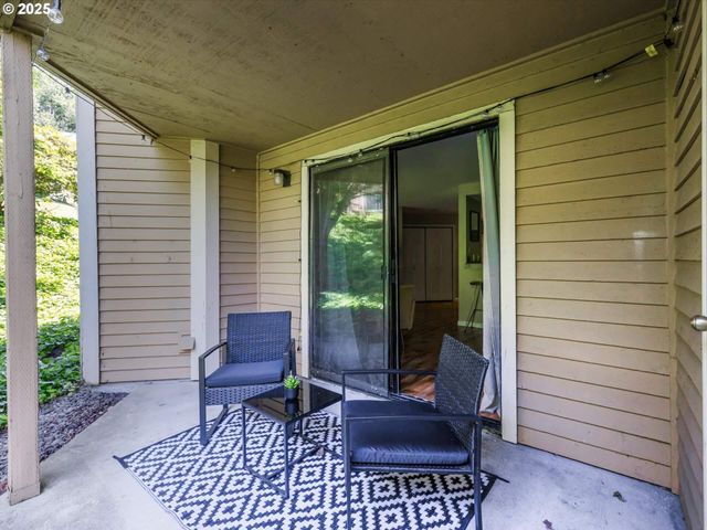 9908 Se TALBERT St, Clackamas, OR 97015