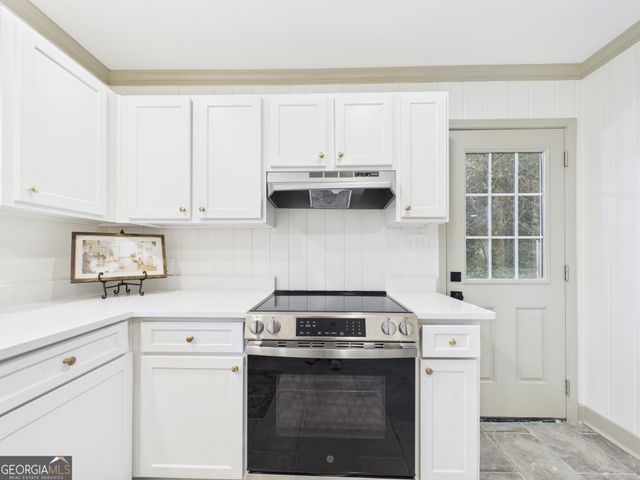 1068 S Pine Knoll Drive, Macon, GA 31204