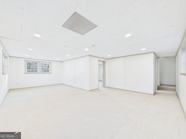 1068 S Pine Knoll Drive, Macon, GA 31204