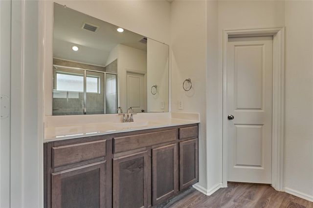 211 Garnett Street, Magnolia, TX 77354