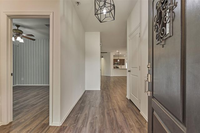 211 Garnett Street, Magnolia, TX 77354