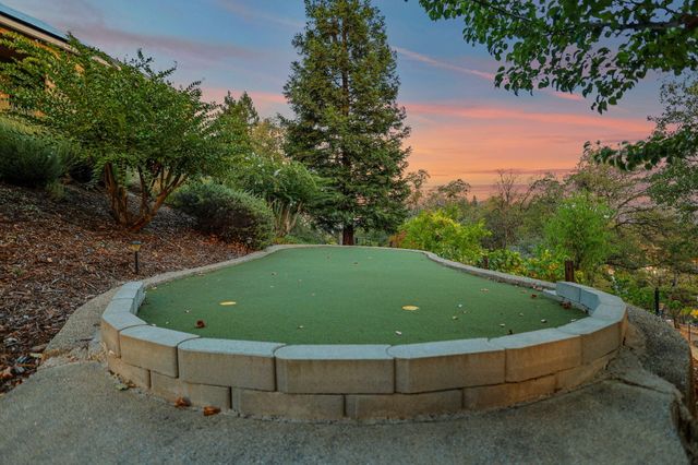 3582 Stone Ridge Place, Redding, CA 96001