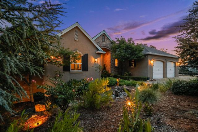 3582 Stone Ridge Place, Redding, CA 96001