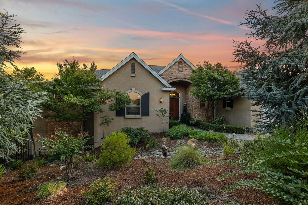3582 Stone Ridge Place, Redding, CA 96001