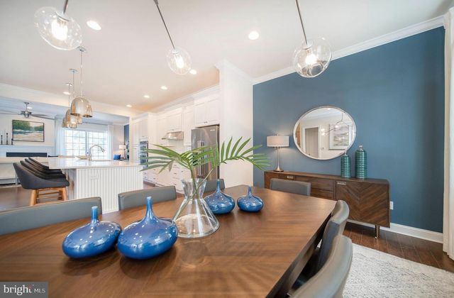 2562 RIDDLE AVE, Wilmington, DE 19806