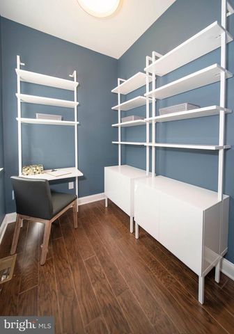 2562 RIDDLE AVE, Wilmington, DE 19806