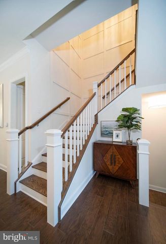 2562 RIDDLE AVE, Wilmington, DE 19806