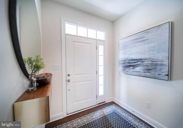 2562 RIDDLE AVE, Wilmington, DE 19806