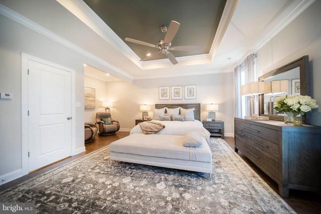 2562 RIDDLE AVE, Wilmington, DE 19806