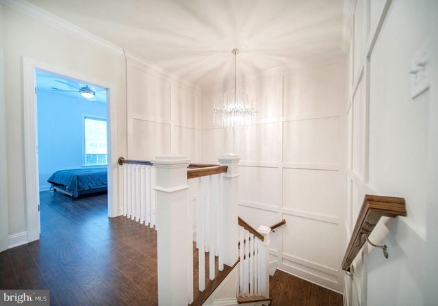 2562 RIDDLE AVE, Wilmington, DE 19806