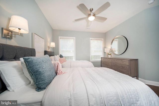 2562 RIDDLE AVE, Wilmington, DE 19806