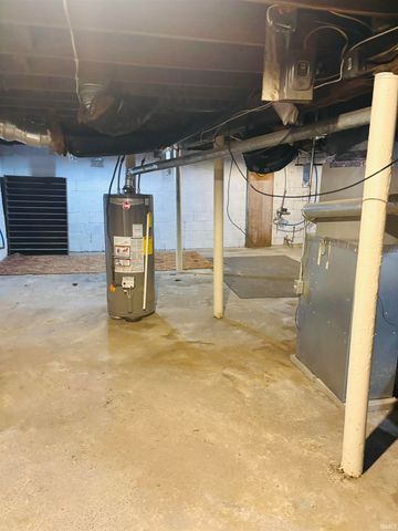 1120 W 4Th Street, Fort Wayne, IN 46808