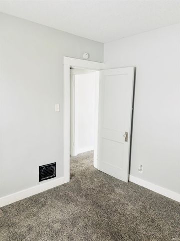 1120 W 4Th Street, Fort Wayne, IN 46808