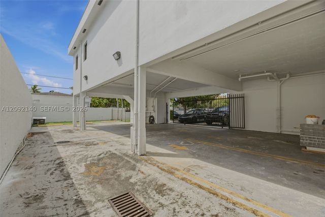 3944 W Flagler St, Miami, FL 33134