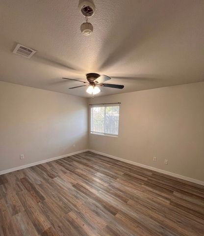 2336 Summit Lane, Dallas, TX 75227