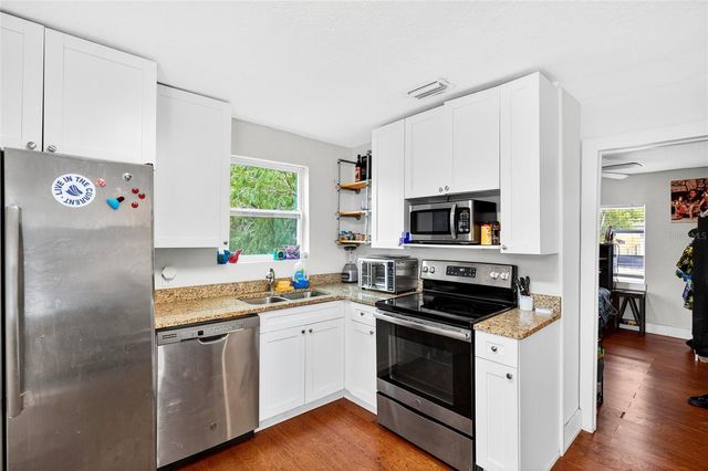 8917 N WILLOW AVENUE, Tampa, FL 33604