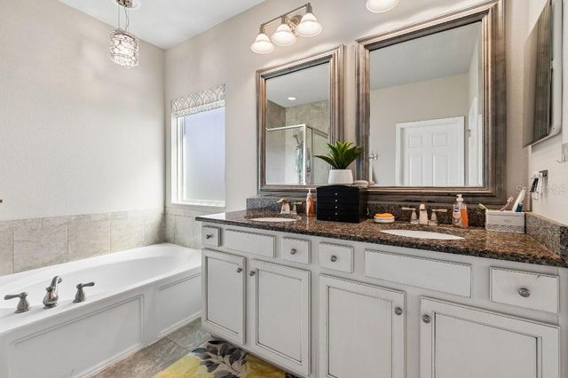 14304 PARKSIDE RIDGE WAY, Lithia, FL 33547